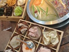 -芈重山老火锅(洪崖洞店)