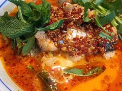 -云海肴·汽锅鸡·云南菜(天山百盛优客店)