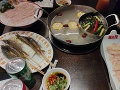 -居石捞·潮汕卤水火锅(南国明珠店)