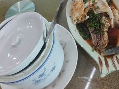 鲫鱼鸡蛋胡椒汤-正宗鸡饭粤香酒家(朱村店)