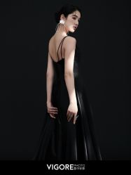 -雪中彩影婚纱摄影·微光艺术中心