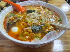 -二钢串叔麻辣烫(华龙大厦店)