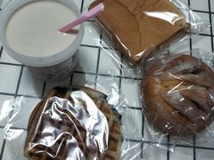 -玥儿弯弯手作烘焙(中海国际社区御城店)