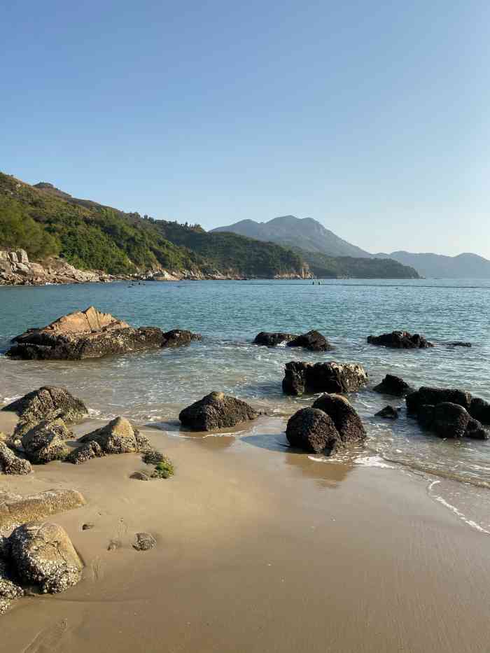 洪圣爷湾泳滩-"最近工作不算顺心. 身为职场的「老油条」.