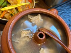 -银米·云南传统过桥米线(双廊黑金冠店)