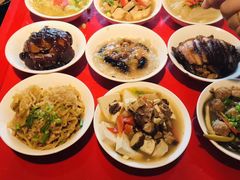 -蓝田九大碗民俗食府(蓝田店)