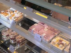 面包甜点陈列柜-ZOZO's昌左左精致甜品设计(新北店)