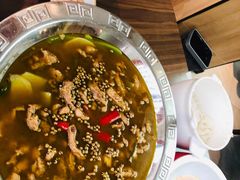 花椒麻麻兔-有红鸡毛店·川菜(建设路店)