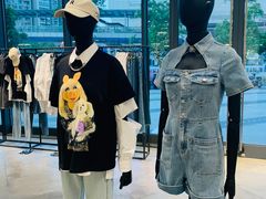 -URBAN REVIVO(上海中庚漫游城店)