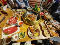 -汉江山料理级自助烤肉黑金冠(周口好吃城店)