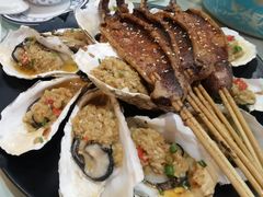 -覃记海鲜美食餐厅