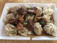 牛腩捞云吞-新园饮食店(香洲总店)