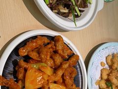 -吕氏疙瘩汤·海鲜新鲁菜(凯德mall新都心店)