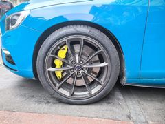 -倍耐力轮胎专卖店(碧云路店)