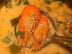 -大头虾越式风味餐厅(光明广场店)