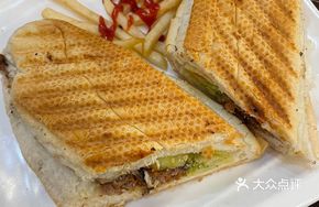Turkish Beef Sandwich