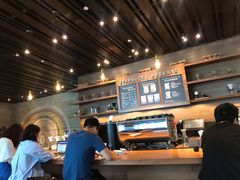 -星巴克臻选(广州高德置地秋广场店)