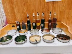 自助调料区-小谷姐姐麻辣拌·麻辣烫(百子湾店)