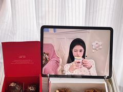 -HOT CRUSH趁热集合·现烤面包(环球港店)