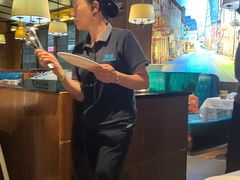 -领鲜活海鲜榴莲自助火锅(东门店)