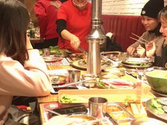 -青瓦炭韩潮烤肉(花园道店)