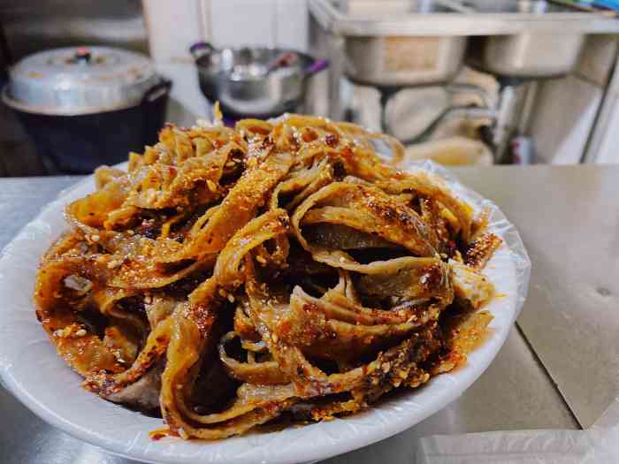 叶家擀面皮-"在商洛,你要问早餐吃什么,那叶家擀面皮觉.