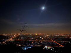 -鬼笑石后山停车场