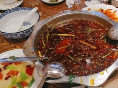 -乡土特色.冷锅鱼.牦牛肉汤锅