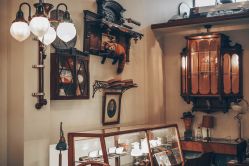 -IMUSE BARBER SHOP