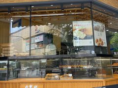 面包甜点陈列柜-六贤记(杭州龙湖滨江天街店)