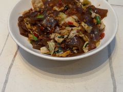 -阿瓦山寨·湘菜现炒·剁椒鱼头王(咸阳总店)