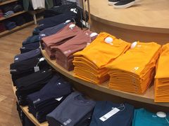 -优衣库(郑州丹尼斯大卫城店)