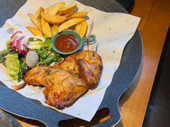 -JINNS锦时 steak&pizza(浸信会礼拜堂旧址店)