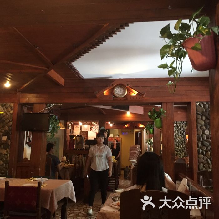 老井俄式餐厅东直门店图片
