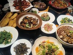 -鸽子侯·家宴·平价海鲜(市图书馆店)