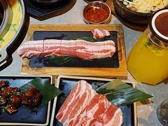 -哈哈碳都·牛肋条无限自助烤肉(台江万达店)