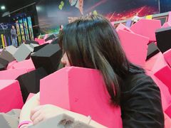 -嘿哟动霸CHUA·新潮玩运动娱乐中心·蹦床滑冰团建乐园