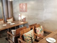 -HIGH FIVE哈福手工汉堡(桂林路店)