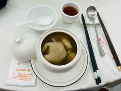 -郑猛记石岐鸽主题餐厅(长江店)