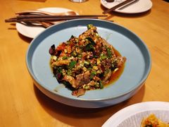 德宏芫荽拌牛肉-山茶云南菜(中关村店)