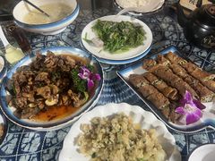 -四方小吃·白族庭院餐厅