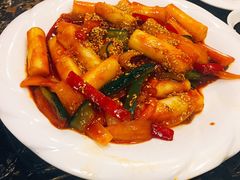 辣白菜炒年糕-桃园中华料理炸酱面(燕儿岛路店)