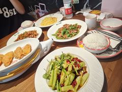 -新白鹿餐厅(滨江银泰店)
