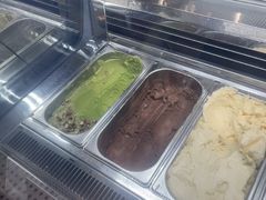 -极拉图·现制冰淇淋(大卫城店)