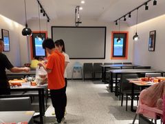 大堂-向外鱼乐·土菜·虹鳟鱼