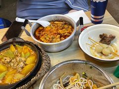 -丽丽三鲜螺蛳粉(田林路店)