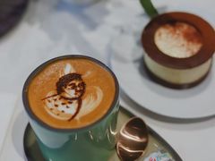 -潮一不贰·法式甜品·生日蛋糕·西式简餐(外滩店)