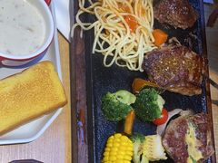 -豪客来牛排(宝龙城市广场店)