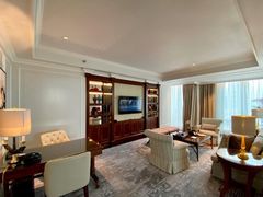 -广州富力丽思卡尔顿酒店