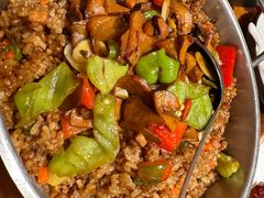 -老滇山寨•云南特色菜•地方菜•民族风情歌舞表演(金碧店)